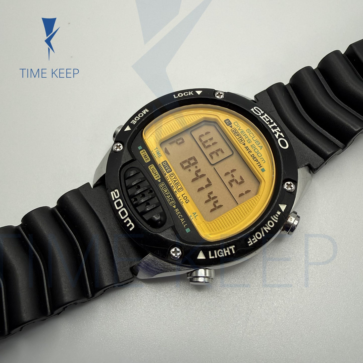 Vintage Seiko Scuba Diver's 200m Digital Men's Watch M705-5A1A